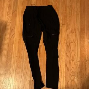 Athleta hybrid cargo pants size 4